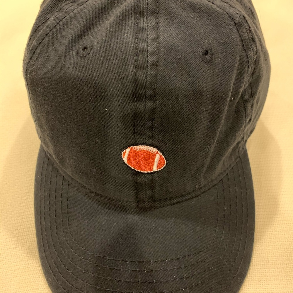 3/$25 Men’s football cap navy blue. One size.